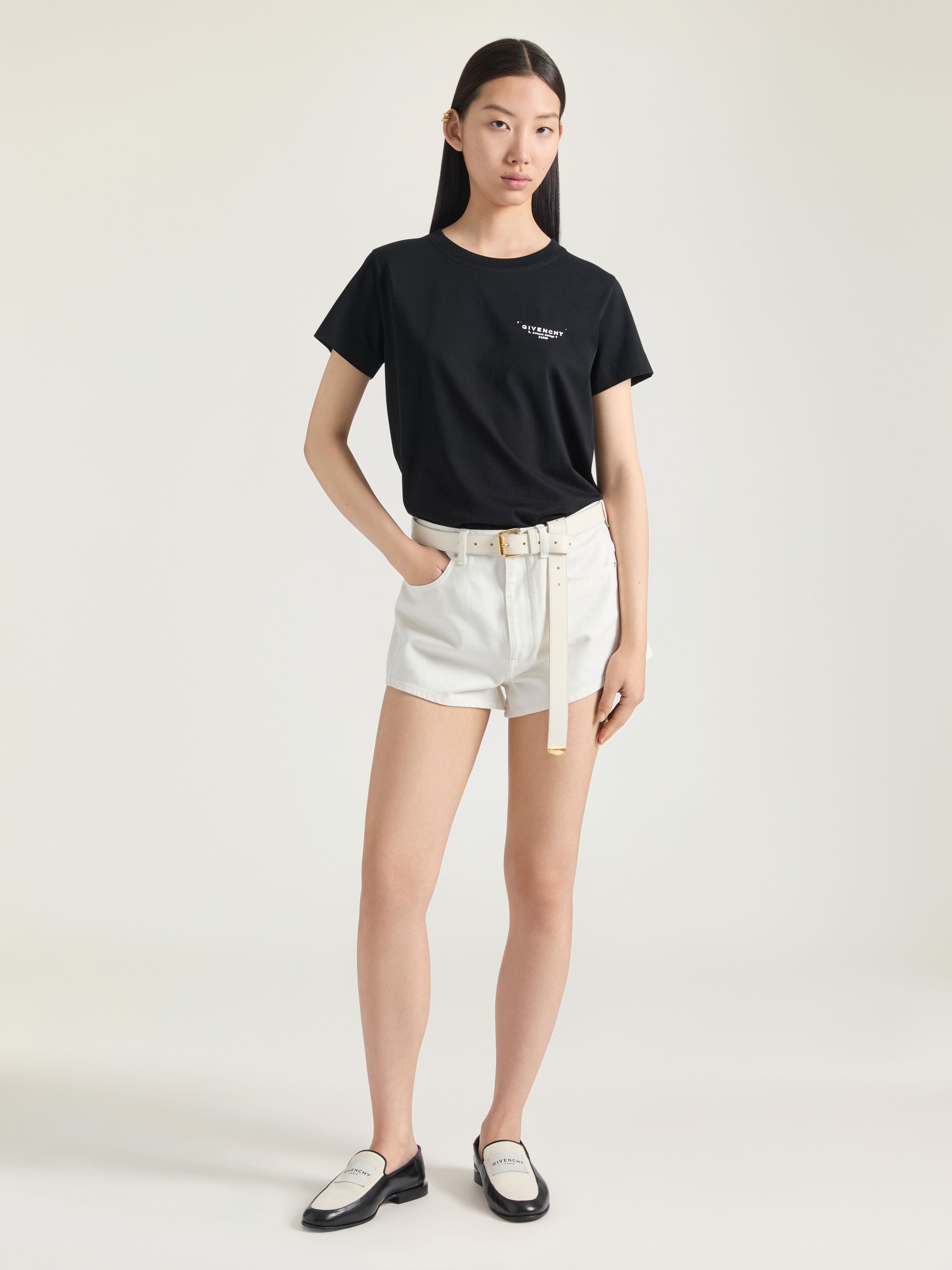 Mini shorts in white denim